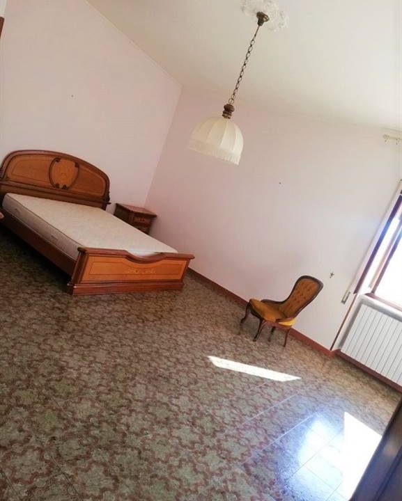8817RA27695-5