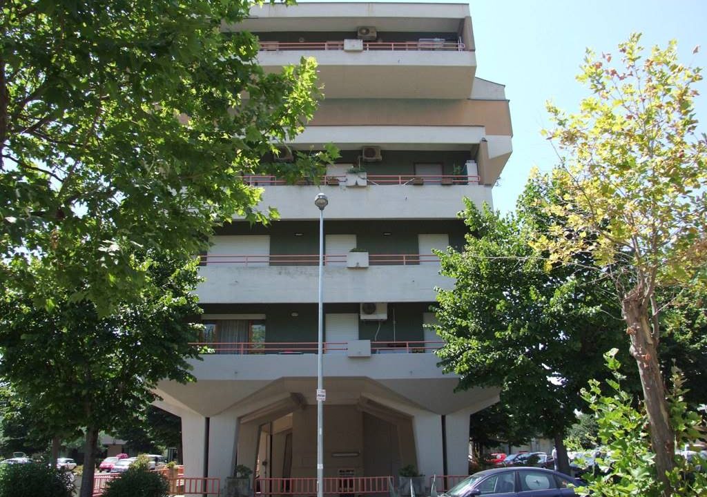 8817RA98689