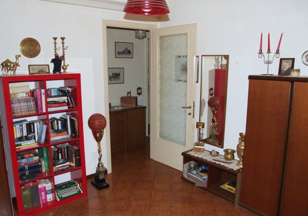 8817RA98689-2
