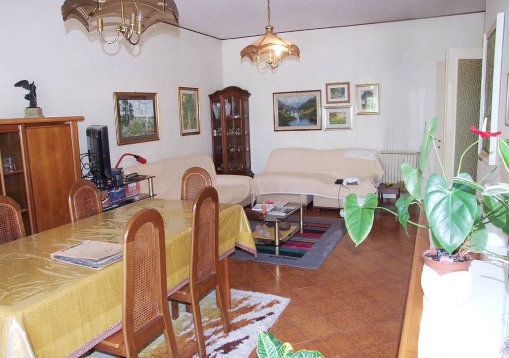 8817RA98689-5