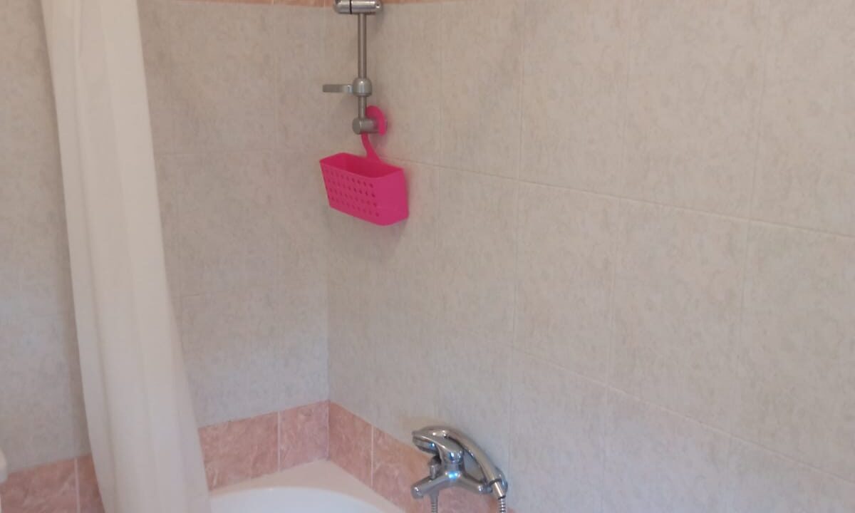 WC2