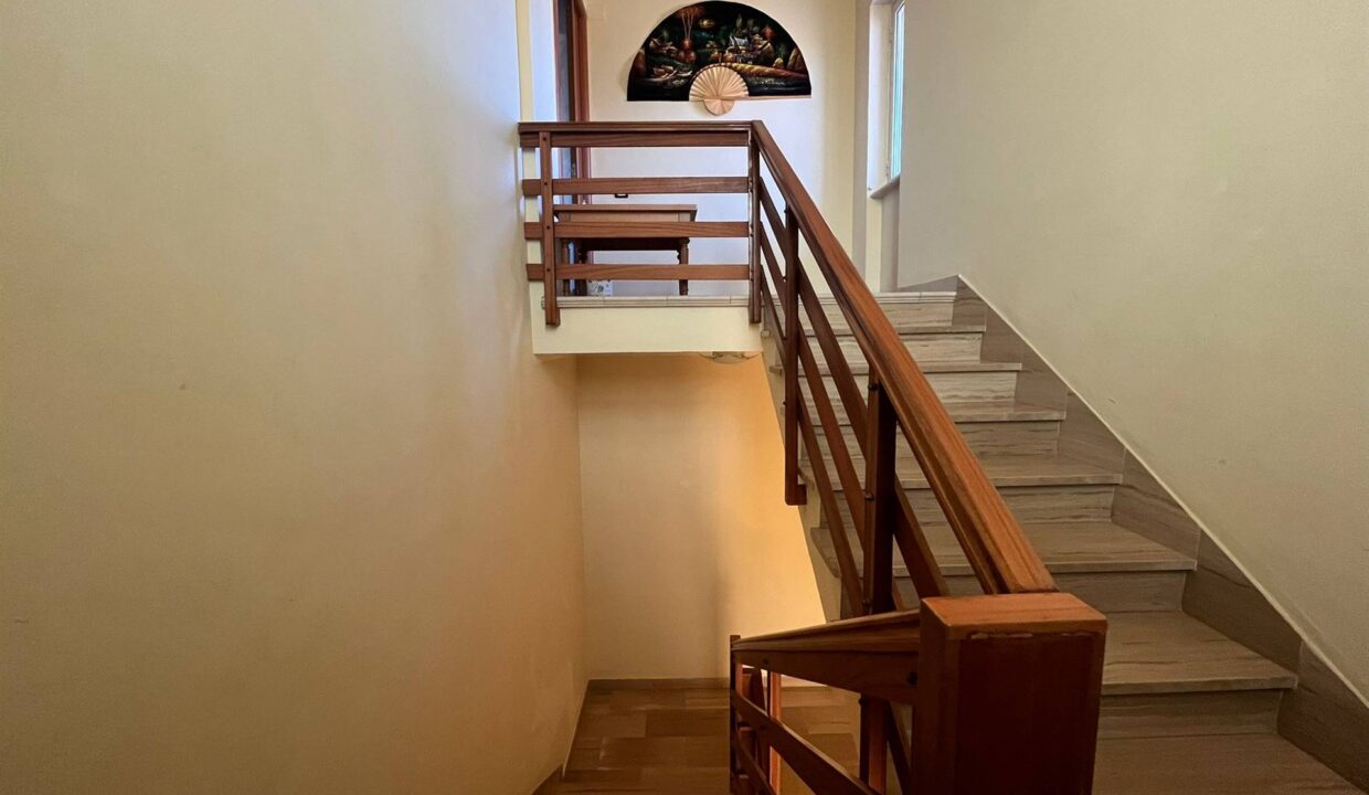 F_338005