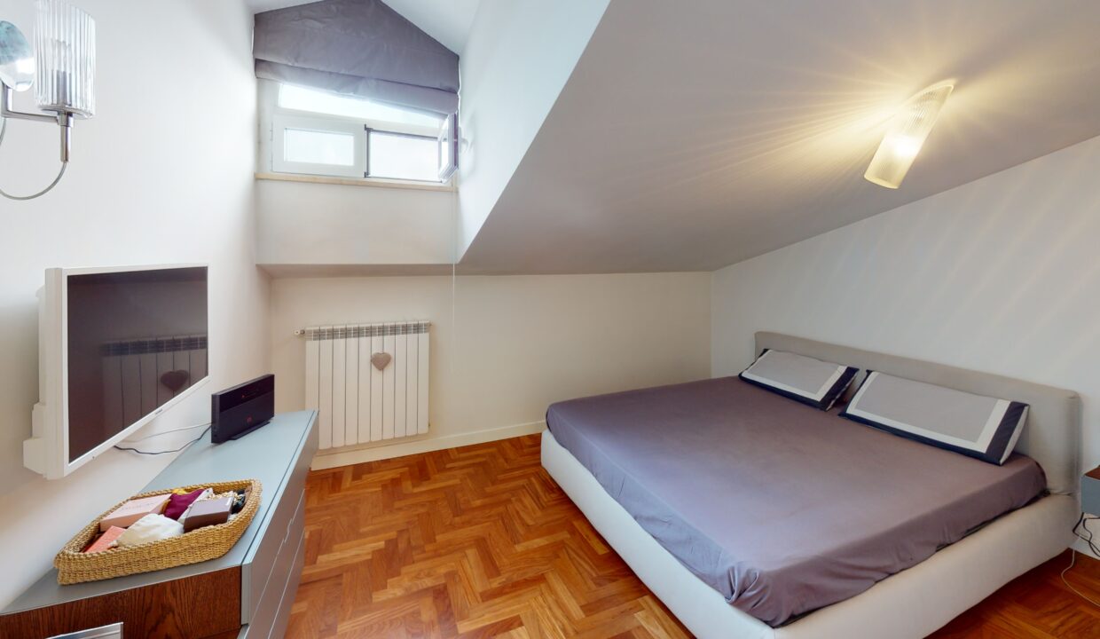 Via-Milazzo-15-Bedroom