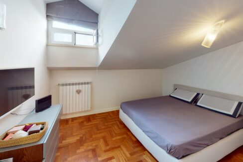 Via-Milazzo-15-Bedroom