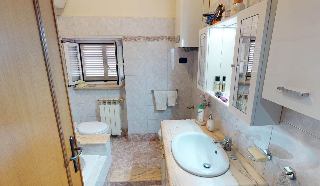 Immobiliare-Gatto-Via-Dei-Peligni-11-08072023_112911