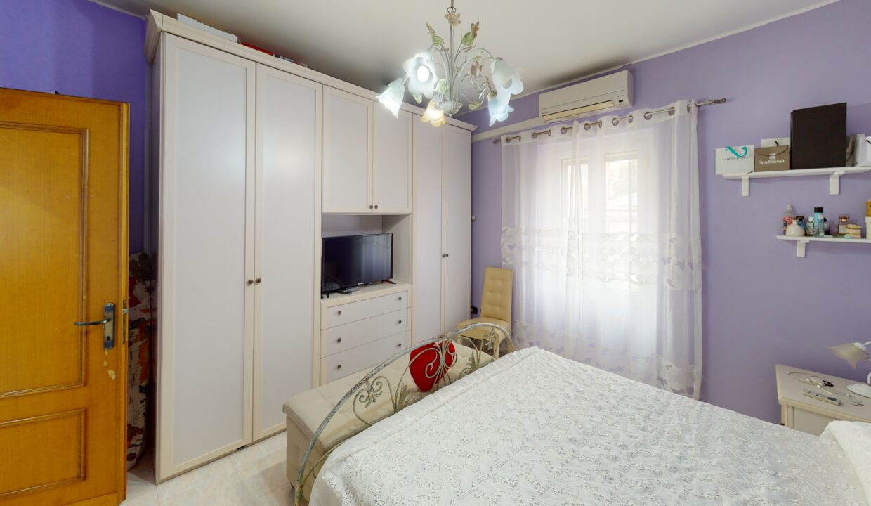 Immobiliare-Gatto-Via-Dei-Peligni-11-Bedroom(1)