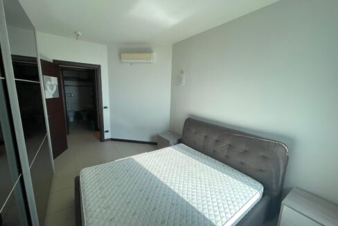 camera 4 (1)