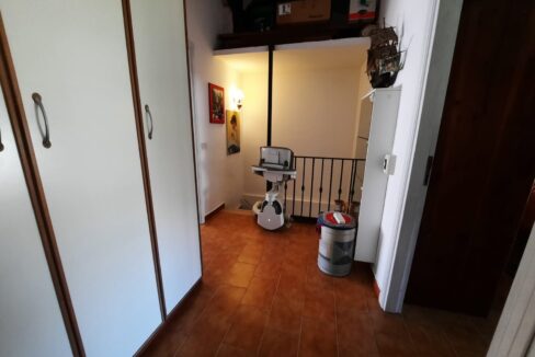 disimpegno sopra
